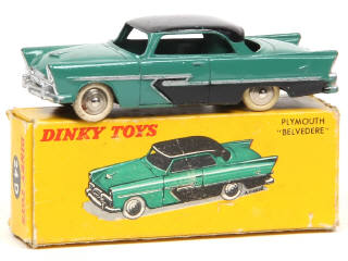 Lot 442 - DINKY TOYS (FRANCE) (1)