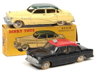 Lot 518 - DINKY TOYS (FRANCE) (2)