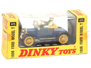 Lot 359 - DINKY TOYS (GB) (1)
