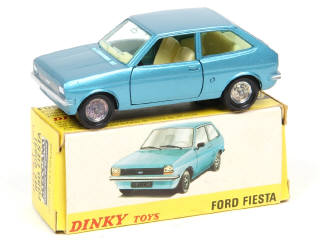 Lot 439 - DINKY TOYS (FRANCE) (1)