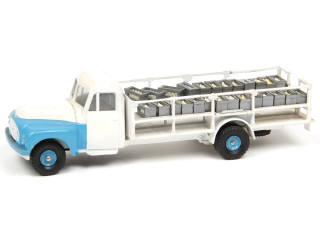 Lot 415 - DINKY TOYS (FRANCE) (1)