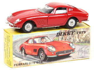 Lot 454 - DINKY TOYS (FRANCE) (1)