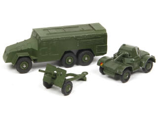 Lot 378 - DINKY TOYS (GB) (3)