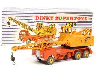 Lot 369 - DINKY TOYS (GB) (1)