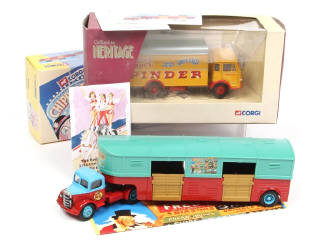 Lot 321 - CORGI TOYS (GB) (2)