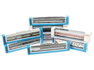 Lot 408 - MÄRKLIN 'HO' (ALLEMAGNE) (8)