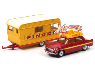 Lot 351 - DINKY TOYS (FRANCE) (1)