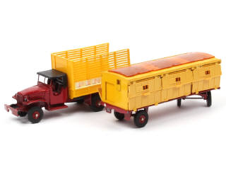 Lot 350 - DINKY TOYS (FRANCE) (1)