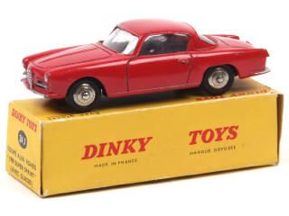 Lot 331 - DINKY TOYS (FRANCE) (1)