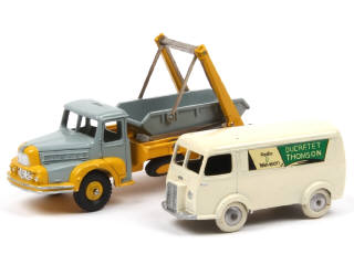 Lot 338 - DINKY TOYS (FRANCE) (1)