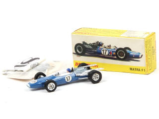 Lot 326 - DINKY TOYS (FRANCE) (1)