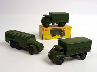 Lot 913 - DINKY TOYS GB (3)