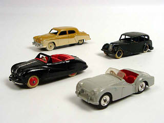 Lot 745 - DINKY TOYS (GB) (4)