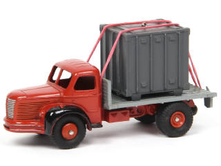 Lot 438 - DINKY TOYS (FRANCE) (1)