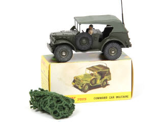 Lot 484 - DINKY TOYS (FRANCE) (1)