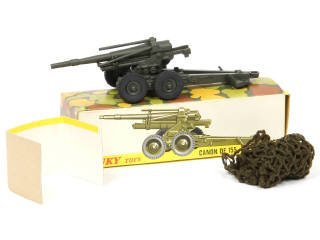 Lot 476 - DINKY TOYS (FRANCE) (1)