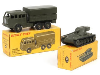 Lot 516 - DINKY TOYS (FRANCE) (2)