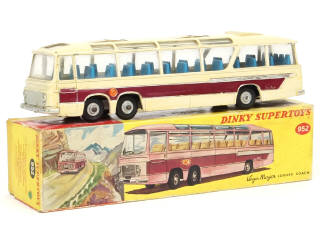 Lot 341 - DINKY TOYS (GB) (1)