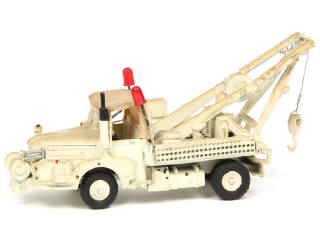 Lot 376 - DIVERS (1)