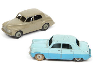 Lot 344 - DINKY TOYS (GB) (2)