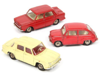 Lot 521 - DINKY TOYS (FRANCE) (3)