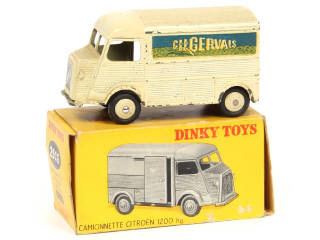 Lot 428 - DINKY TOYS (FRANCE) (1)