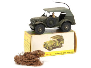 Lot 483 - DINKY TOYS (FRANCE) (1)