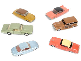 Lot 388 - DINKY TOYS (6)