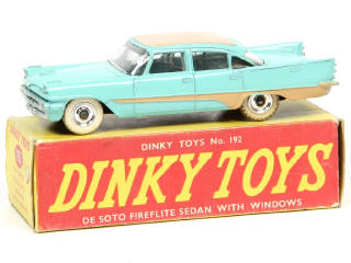 Lot 322 - DINKY TOYS (GB) (1)