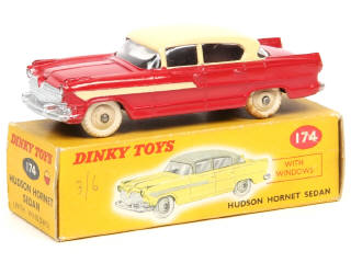 Lot 312 - DINKY TOYS (GB) (1)