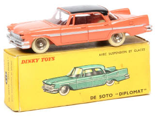 Lot 464 - DINKY TOYS (FRANCE) (1)