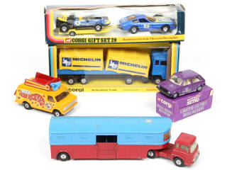 Lot 258 - CORGI TOYS (GB) (6)