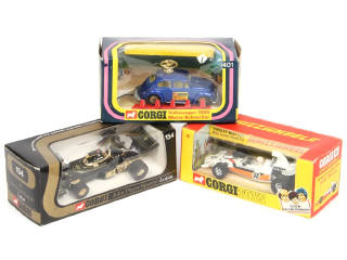 Lot 254 - CORGI TOYS (GB) (3)
