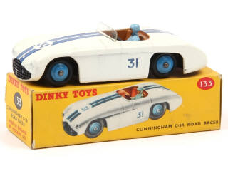 Lot 275 - DINKY TOYS (GB) (1)