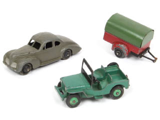 Lot 386 - DINKY TOYS (3)
