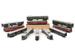 Lot 321 - MÄRKLIN 'HO' (ALLEMAGNE) (11)