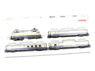 Lot 303 - MÄRKLIN 'HO' (ALLEMAGNE) (1)