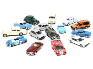 Lot 151 - DIVERS (20)