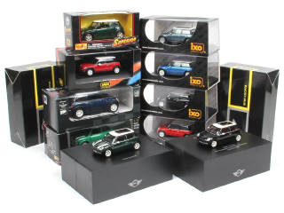 Lot 114 - DIVERS (10)