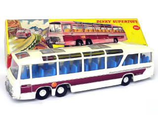 Lot 153 - DINKY TOYS (GB) (1)