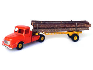 Lot 220 - DINKY TOYS (FRANCE) (1)