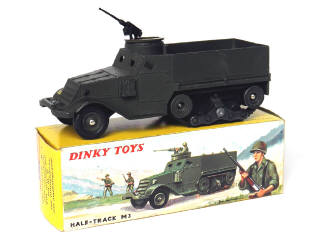 Lot 257 - DINKY TOYS (FRANCE) (1)