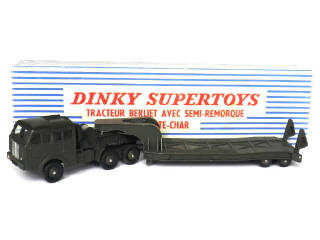 Lot 262 - DINKY TOYS (FRANCE) (1)