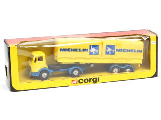 Lot 290 - CORGI TOYS (GB) (1)