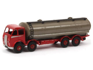 Lot 307 - DINKY TOYS (GB) (1)