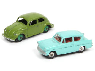 Lot 360 - DINKY TOYS (GB) (2)