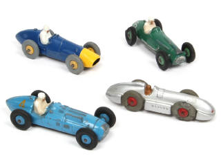 Lot 385 - DINKY TOYS (GB) (4)