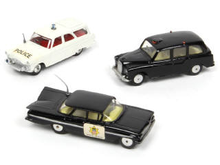 Lot 213 - CORGI TOYS (GB) (3)