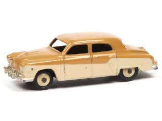 Lot 238 - DINKY TOYS (GB) (1)