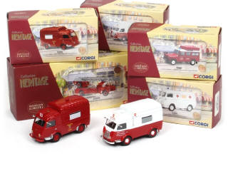 Lot 217 - CORGI TOYS (GB) (5)